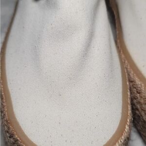 SeaVees White Canvas Espadrilles with Tan Trim Size 7